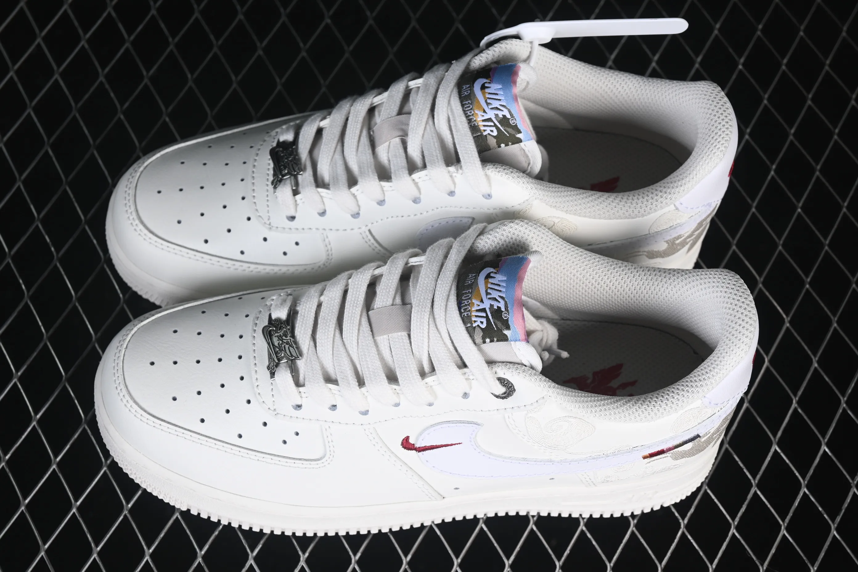 All categories Nk Air Force 1 Air Force series Nk Air Force 1 Low Air Force low-top Y version Nike Air Force 1'07 Low Year of the Horse limited edition Air Force 1 low-top casual sneakers IQ1119-011